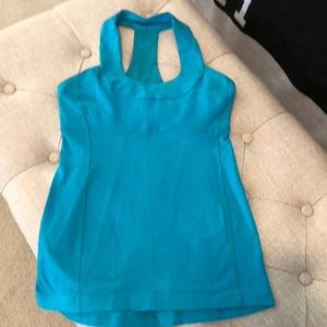 Lululemon top